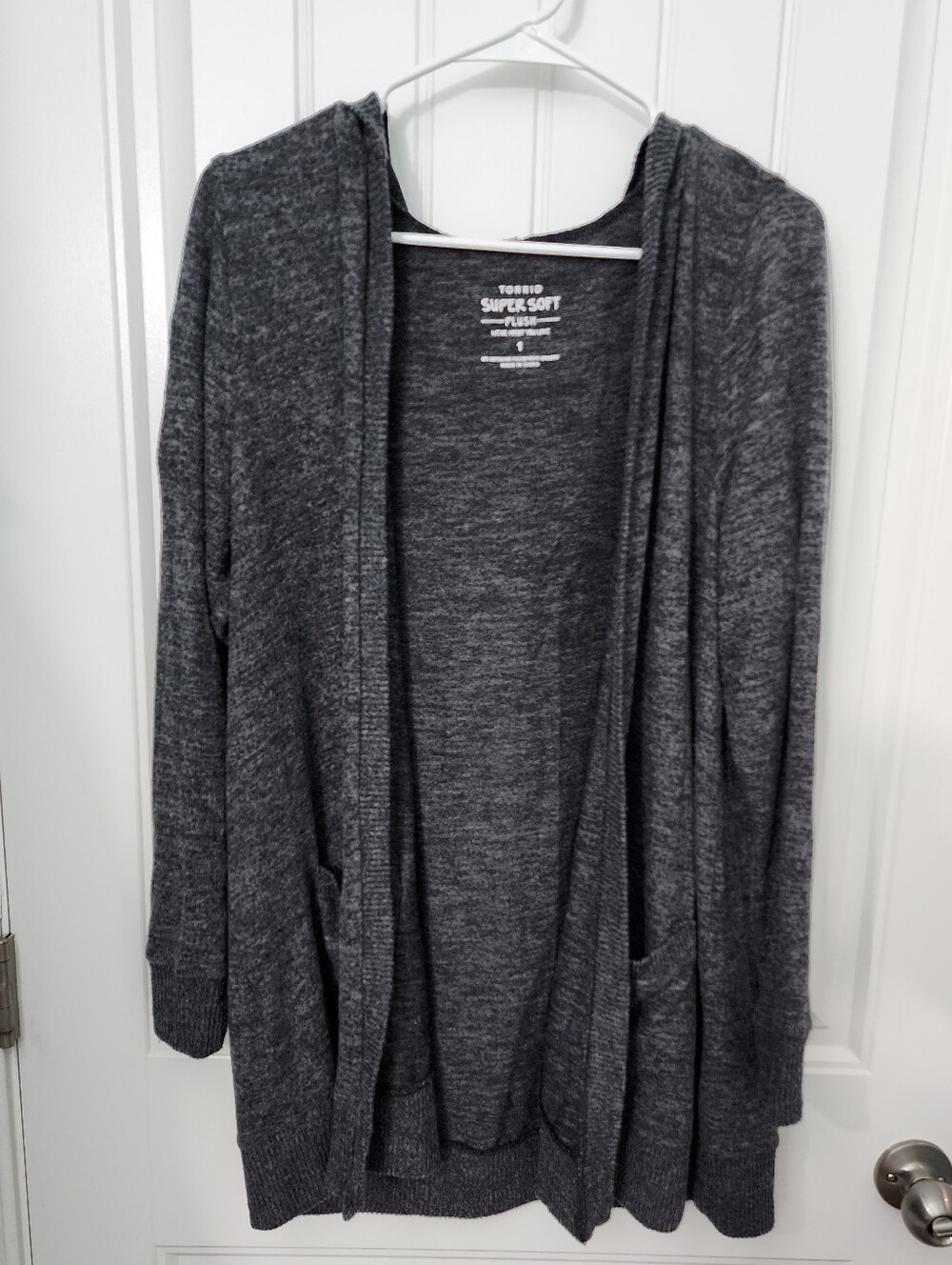 Torrid Super Soft Plush Cardigan Open Front, Plus Size 1 - Picture 4 of 8
